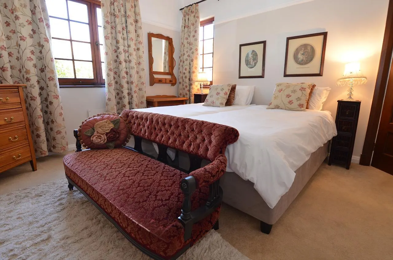 29 On Buxton Guesthouse contacts